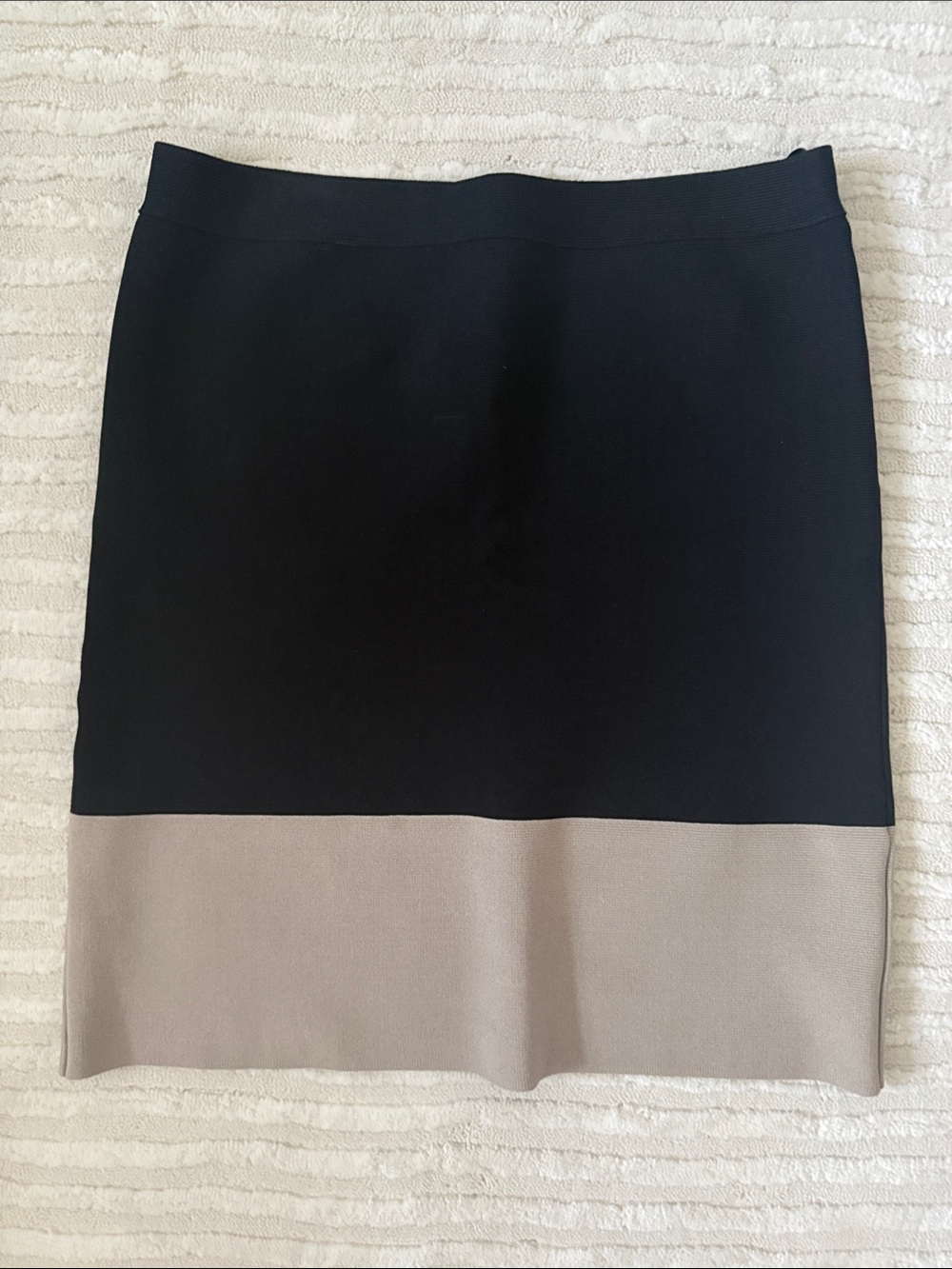 BCBGMaxAzria Black and Taupe Colorblock Pencil Skirt